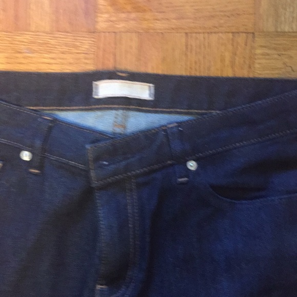 Uniqlo jeans - Picture 2 of 3